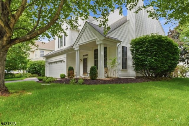 25 Village Square Dr, Union Twp., NJ 08802