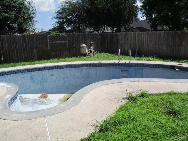 700 Franciska Street, Alamo, TX 78516