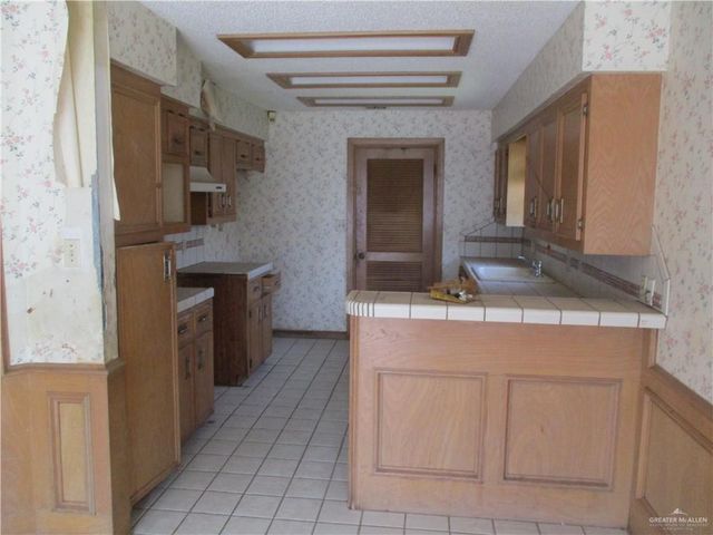 700 Franciska Street, Alamo, TX 78516
