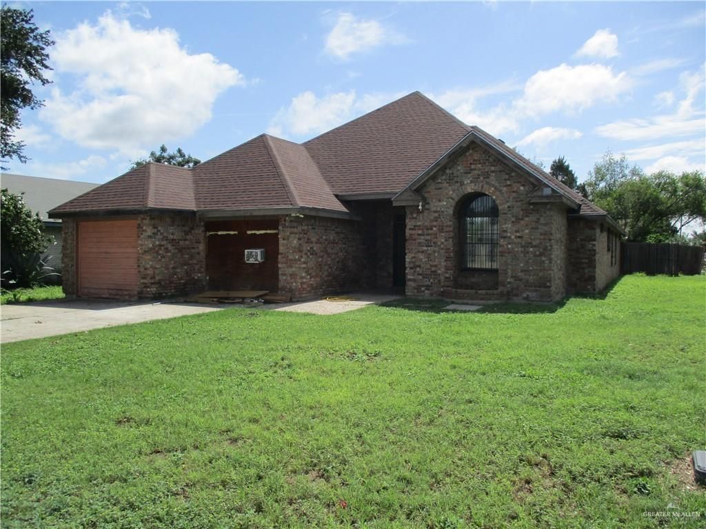 700 Franciska Street, Alamo, TX 78516