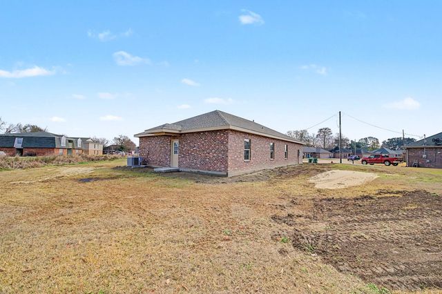 197 Belle Isle Dr, Thibodaux, LA 70301