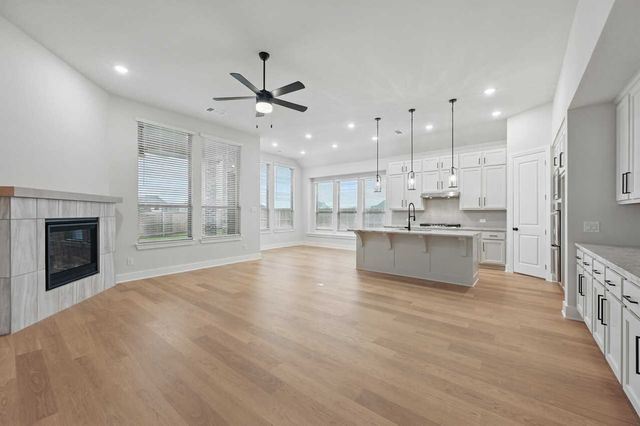 545 Pebble Drive, Waxahachie, TX 75167