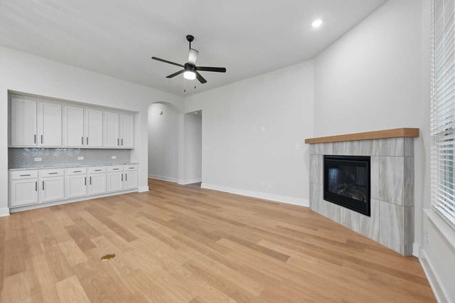 545 Pebble Drive, Waxahachie, TX 75167