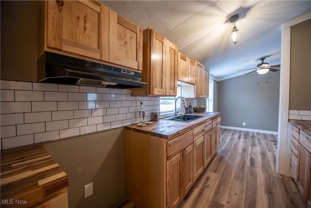 806 S Grant Boulevard, Minerva, OH 44657