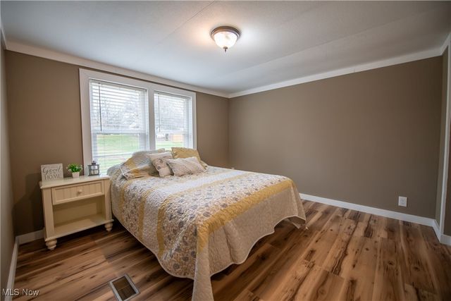 806 S Grant Boulevard, Minerva, OH 44657