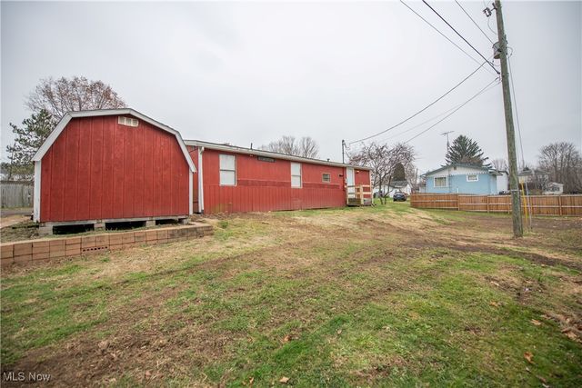 806 S Grant Boulevard, Minerva, OH 44657