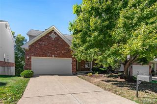 10 Eagle Cove Lane, St Charles, MO 63303