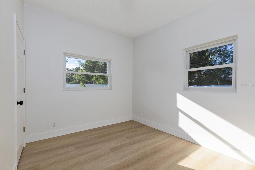 Image 15 of property listing at 1624 BALTIMORE DRIVE, Orlando, FL 32810