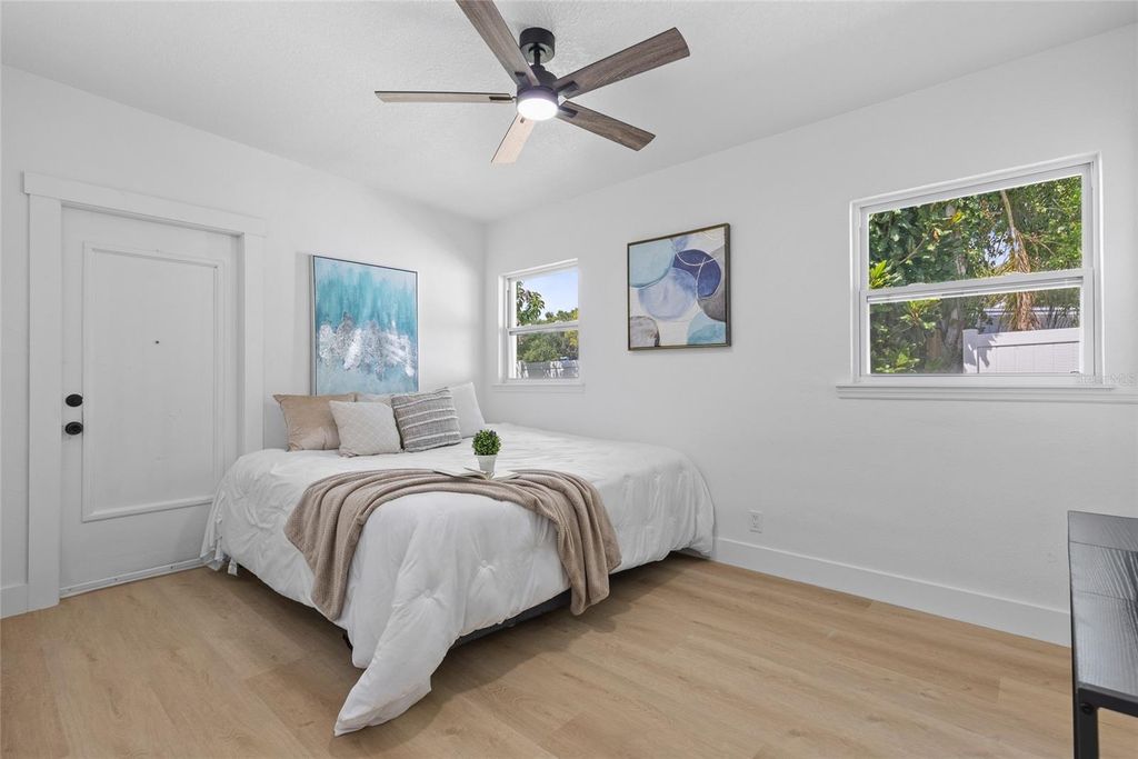 Image 8 of property listing at 1624 BALTIMORE DRIVE, Orlando, FL 32810