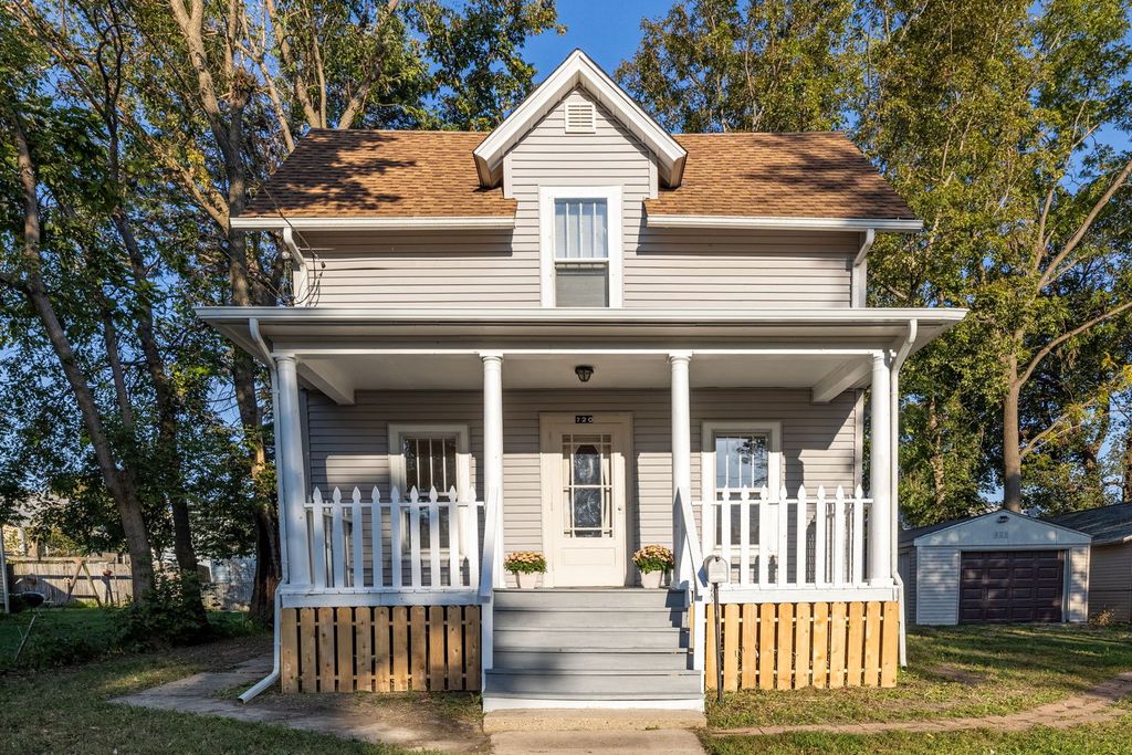 720 S Main Street, Belvidere, IL 61008