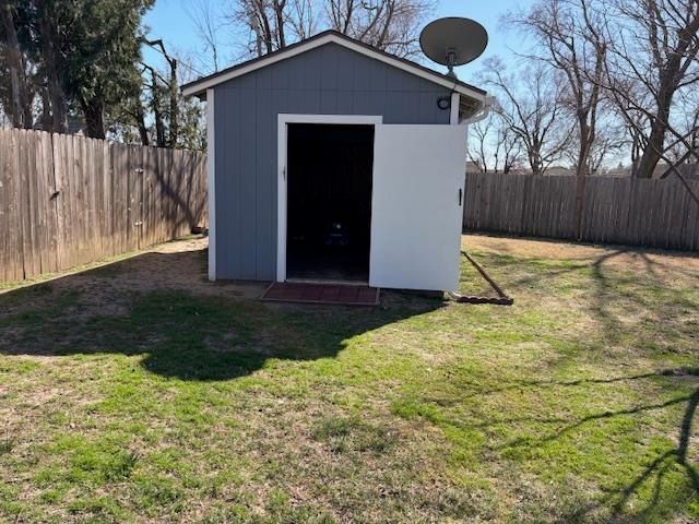 944 S Ash, Newton, KS 67114