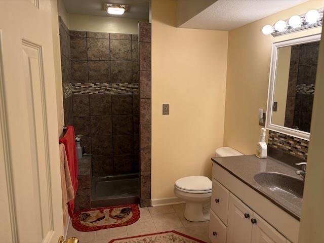 944 S Ash, Newton, KS 67114