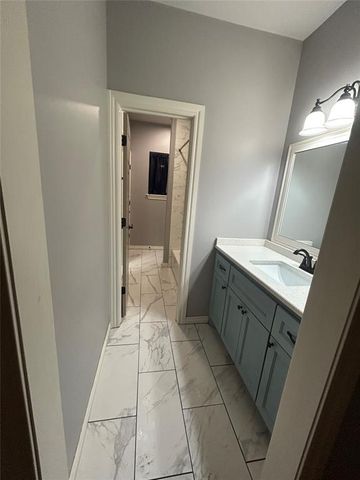 4800 Hambletonian Lane, Mustang, OK 73064