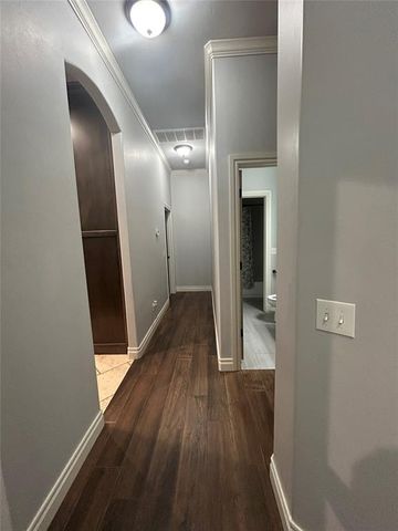 4800 Hambletonian Lane, Mustang, OK 73064