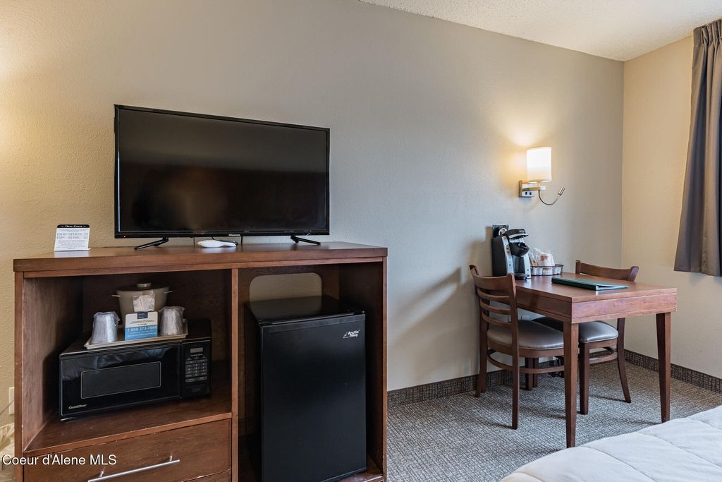 Address unavailable. photo 3