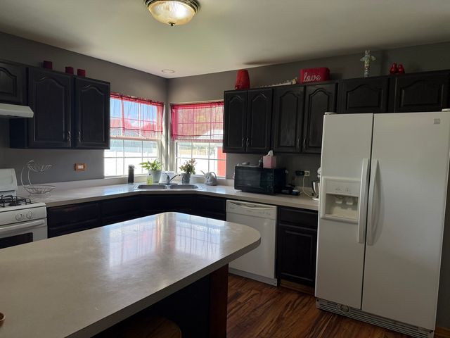 940 Beaver Pond Drive, Marengo, IL 60152