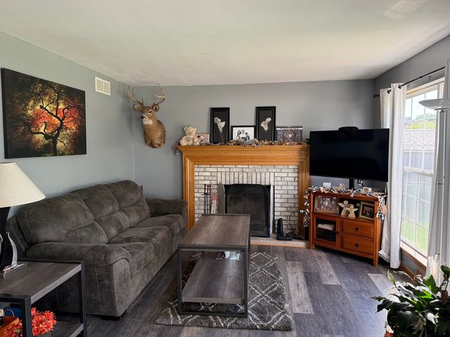 940 Beaver Pond Drive, Marengo, IL 60152