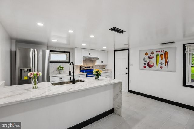 1110 BRADLEY RD, Pasadena, MD 21122
