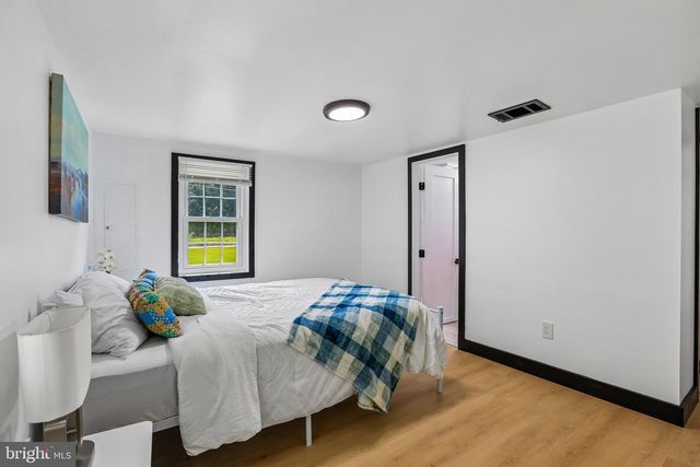 1110 BRADLEY RD, Pasadena, MD 21122