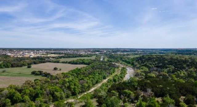 148 Spring Bluff LN, Georgetown, TX 78628