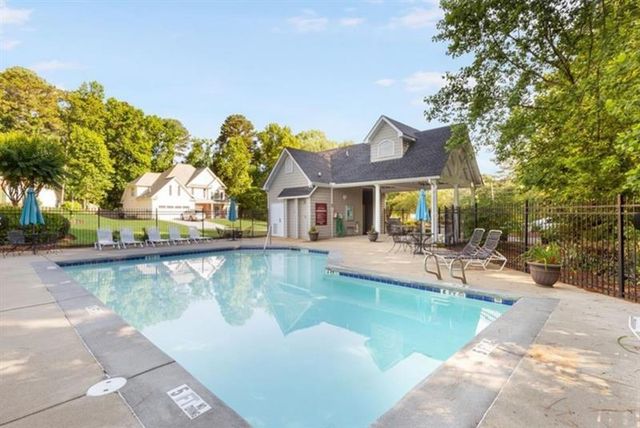 6016 Fords Lake Court, Acworth, GA 30101