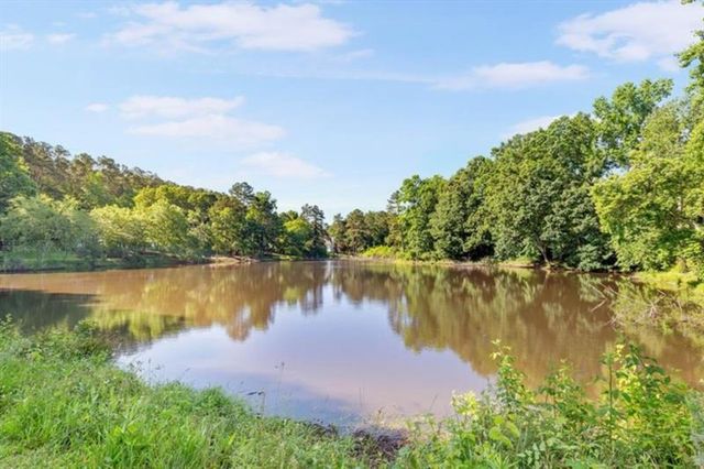 6016 Fords Lake Court, Acworth, GA 30101