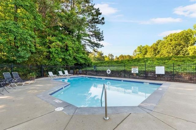 6016 Fords Lake Court, Acworth, GA 30101