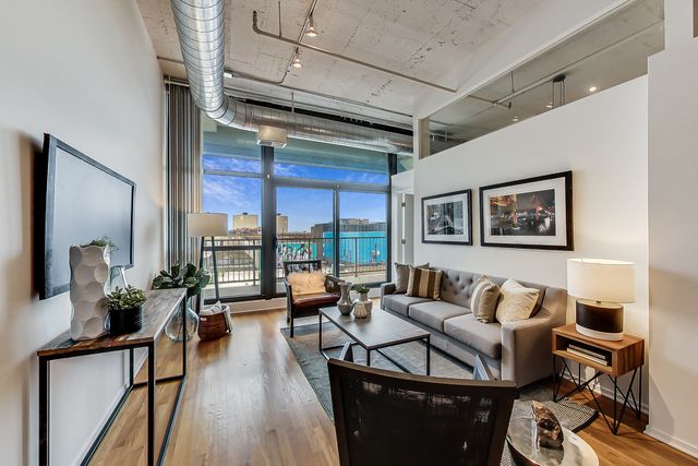 1530 S State Street 417, Chicago, IL 60605