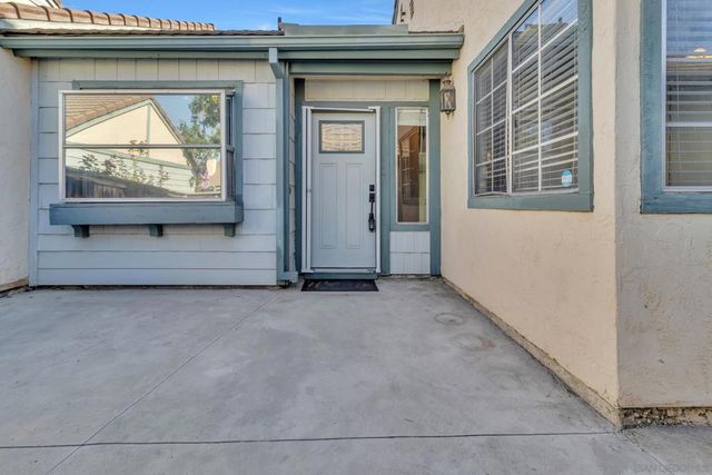 422 Devonshire Gln, Escondido, CA 92027