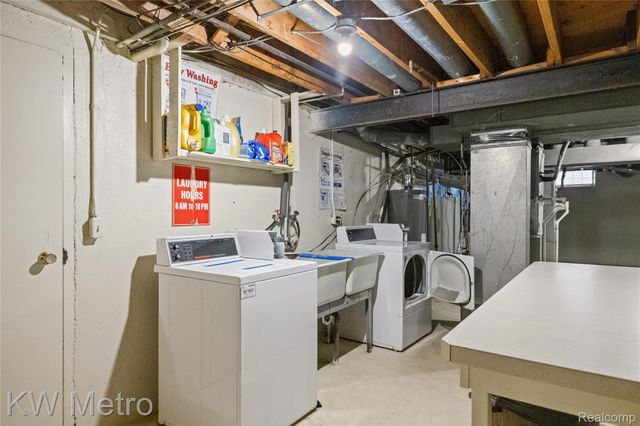 635 E Fox Hills Drive 41, Bloomfield Hills, MI 48304