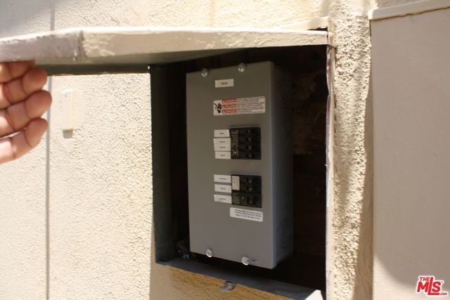 6434 E Olympic Boulevard, Los Angeles, CA 90022