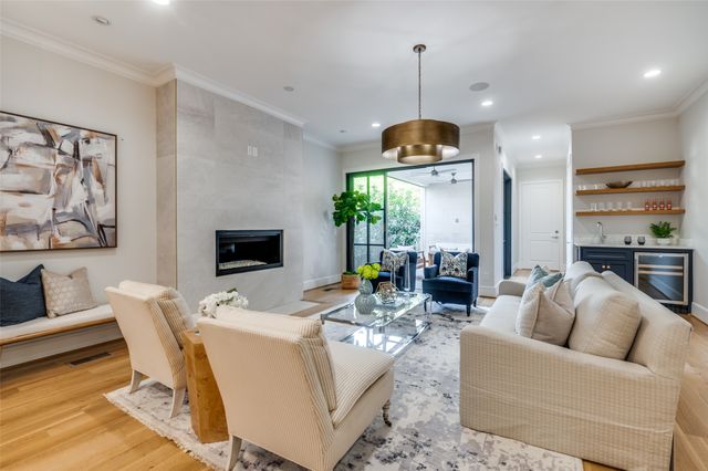 4031 Prescott Avenue, Dallas, TX 75219