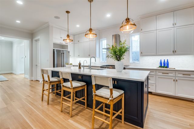 4031 Prescott Avenue, Dallas, TX 75219