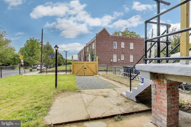 1700 FORT DAVIS ST SE, Washington, DC 20020