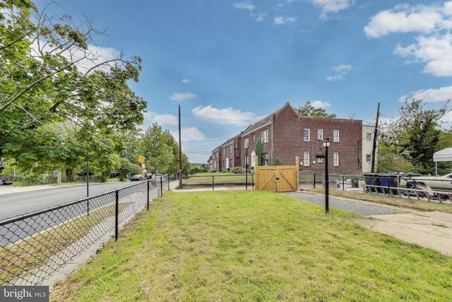 1700 FORT DAVIS ST SE, Washington, DC 20020