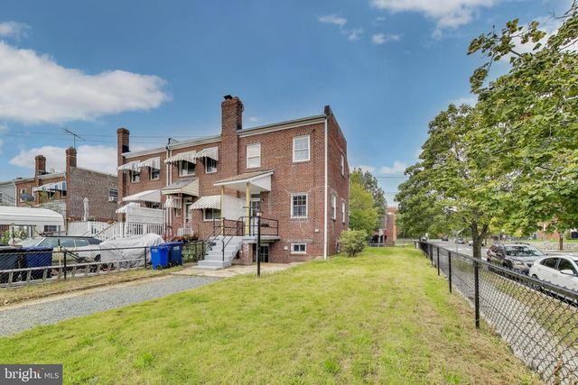 1700 FORT DAVIS ST SE, Washington, DC 20020