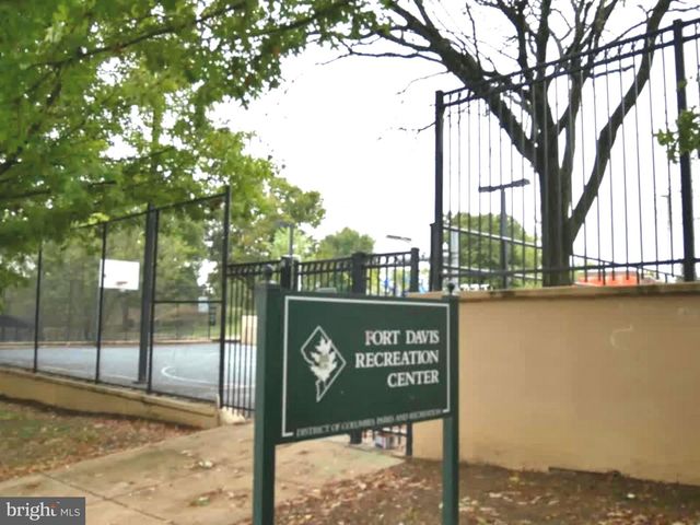 1700 FORT DAVIS ST SE, Washington, DC 20020