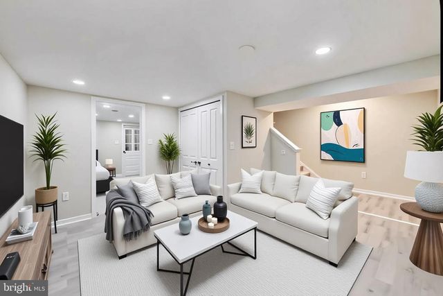 1700 FORT DAVIS ST SE, Washington, DC 20020