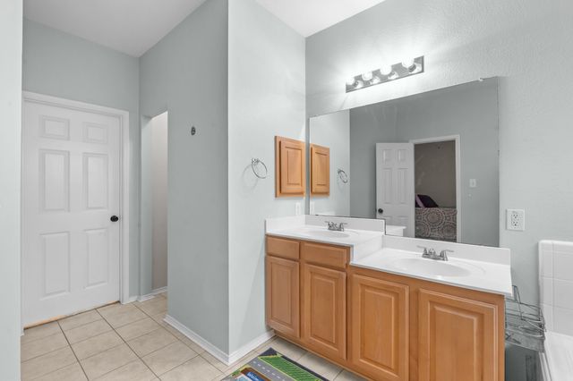 8414 Seafield Lane, Rowlett, TX 75089