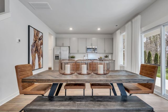 108 Longwood Drive, Lebanon, TN 37087