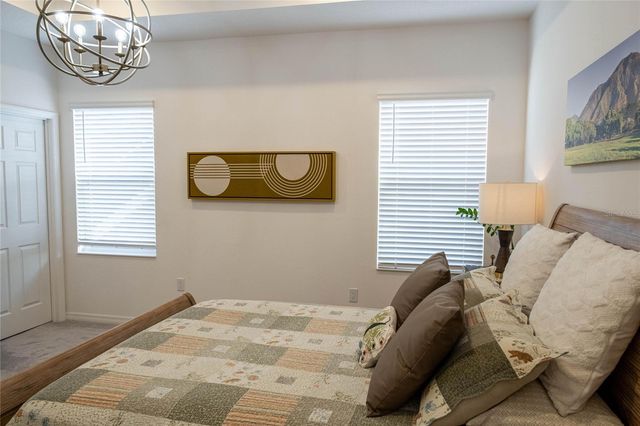 5222 FERNDALE ALLEY, St Cloud, FL 34771