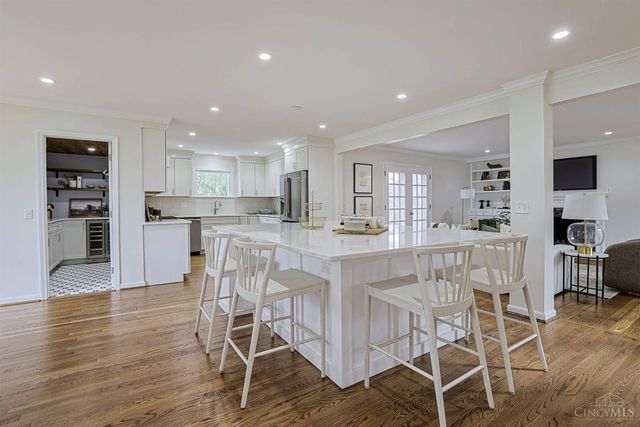 7811 Shawnee Run Road, Indian Hill, OH 45243