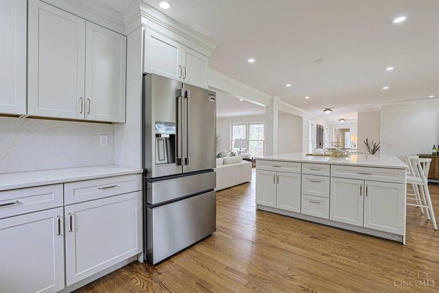 7811 Shawnee Run Road, Indian Hill, OH 45243
