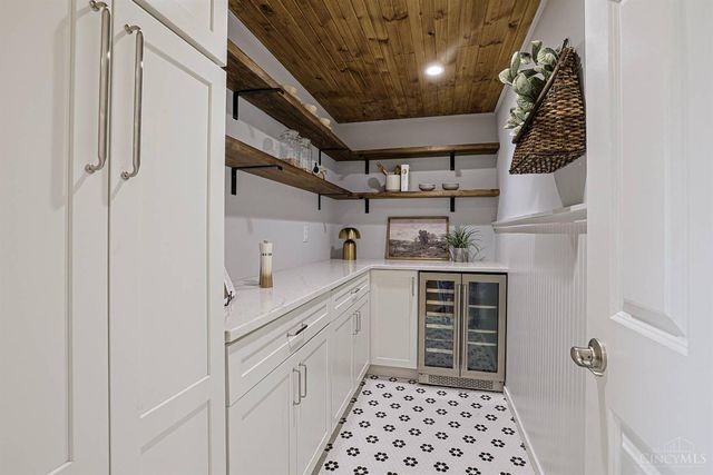 7811 Shawnee Run Road, Indian Hill, OH 45243