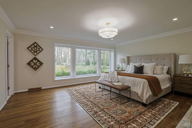 7811 Shawnee Run Road, Indian Hill, OH 45243