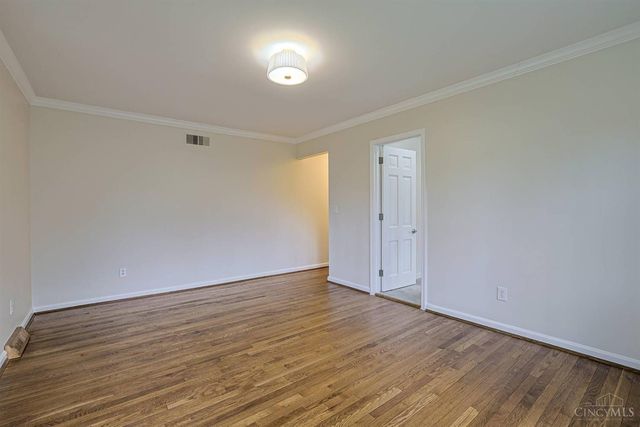 7811 Shawnee Run Road, Indian Hill, OH 45243