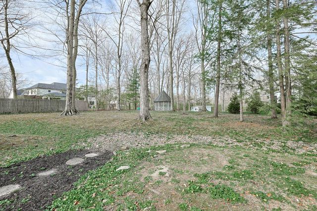 7811 Shawnee Run Road, Indian Hill, OH 45243