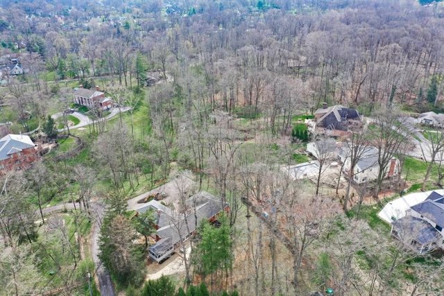 7811 Shawnee Run Road, Indian Hill, OH 45243