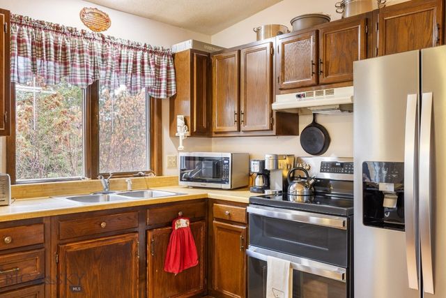 1210 S Cedarview Drive, Bozeman, MT 59715