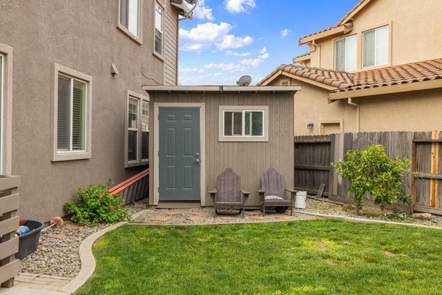 4130 Enclave Dr, Turlock, CA 95382